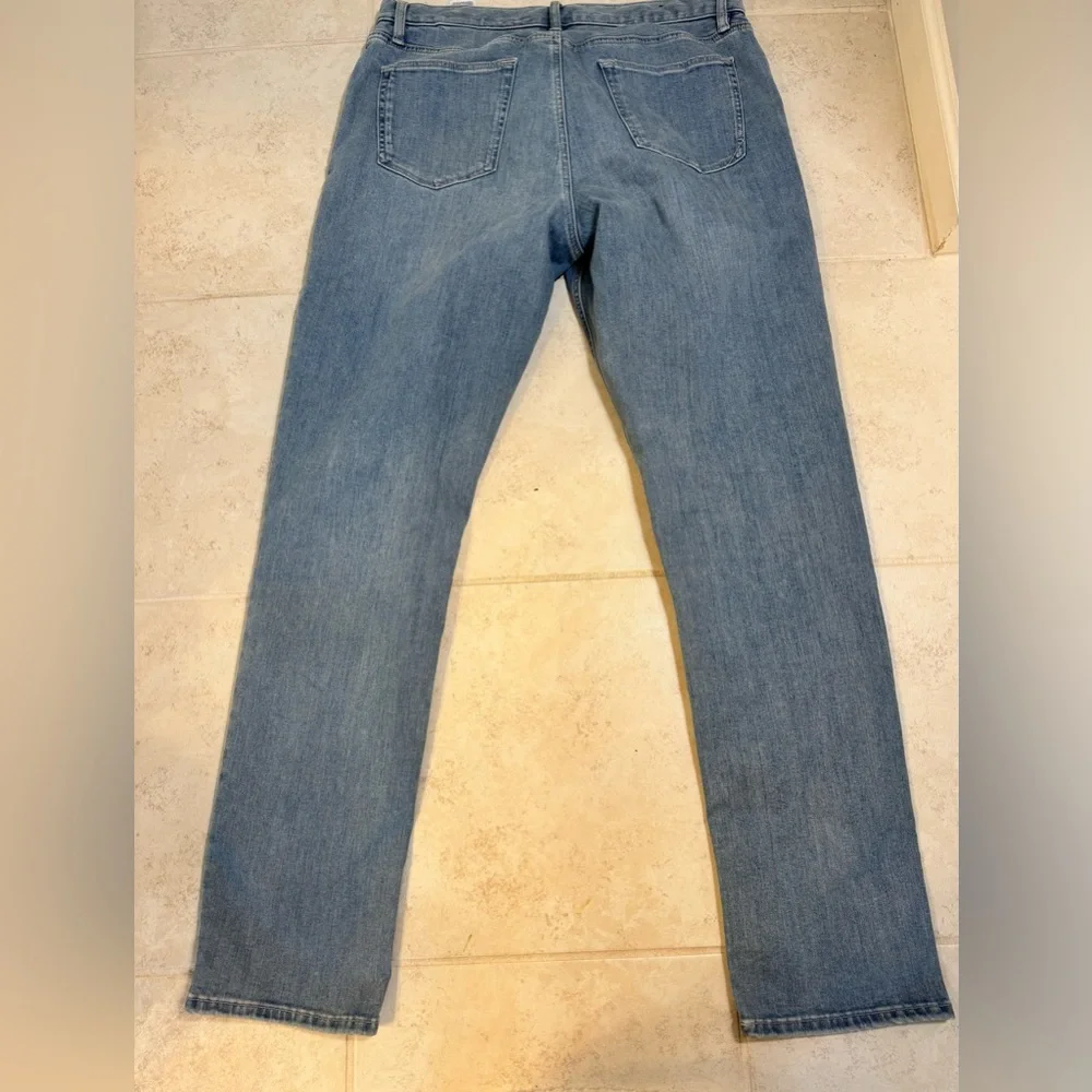 Banana Republic light wash